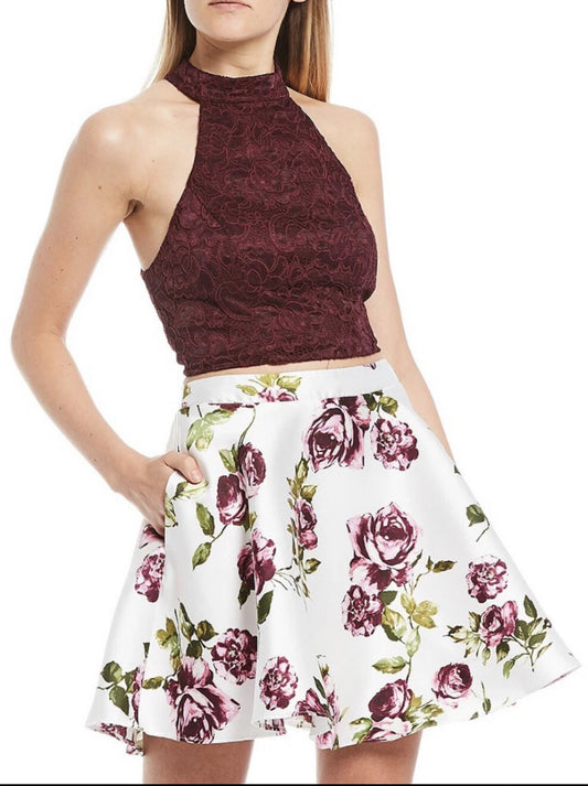 City Vibe 2-piece Mock Neck Top with Floral Skirt. Size 5