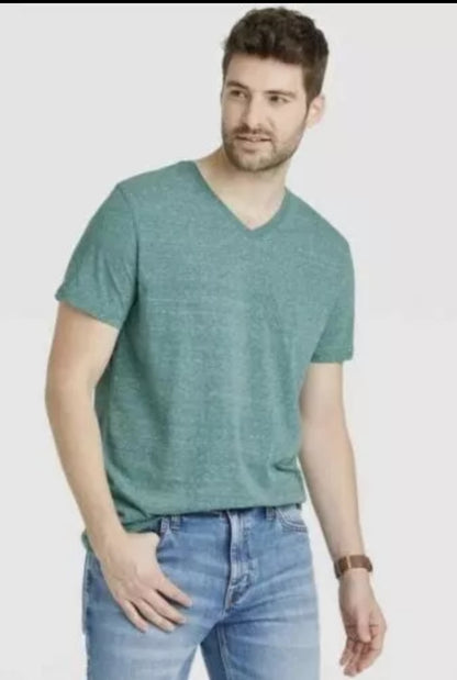 Men’s Short Sleeve, Standard Fit Tee. Small