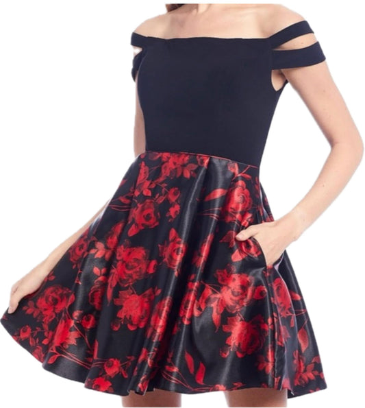 Blondie Nites by Stacy Sklar Junior Fit & Flare Dress - Red & Black.  Size 1