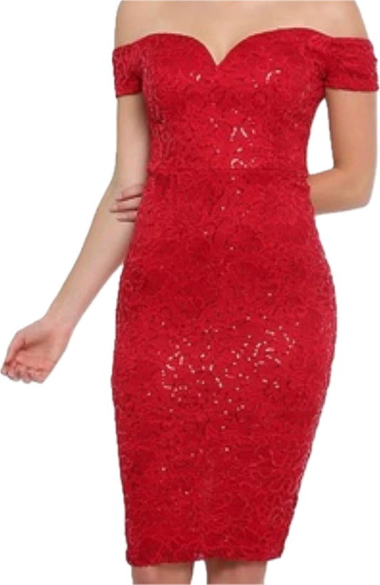 B.Darlin Laced Bodycon Dress - Red. Size: 3/4